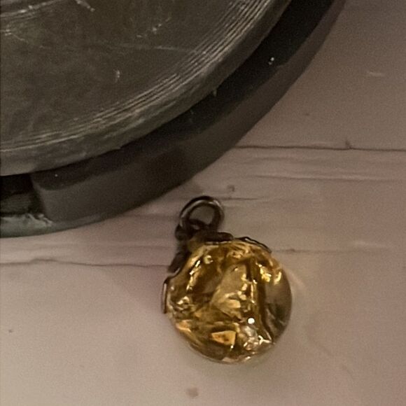 0.5” silver tone faceted round citrine color Baltic Amber charm/pendant #1 - Picture 8 of 9